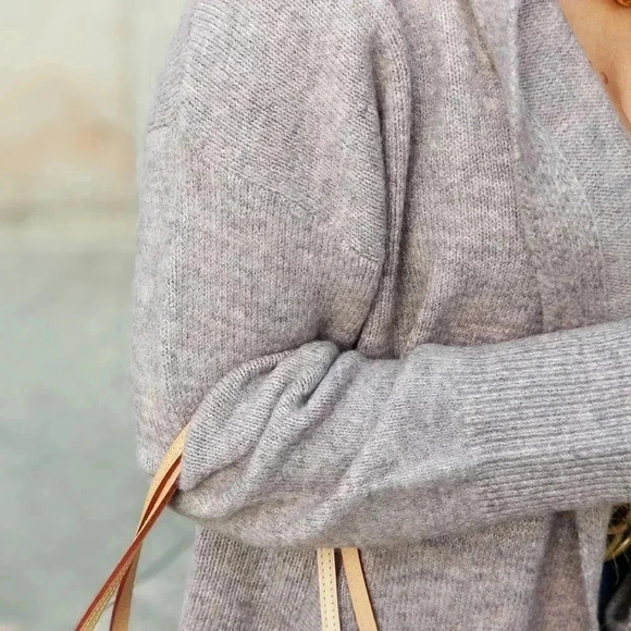 Mauve Open Front Knitted Cardigan with hood - Picture 4 of 8